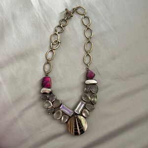 Silver necklace only needs cleaning rare to find model